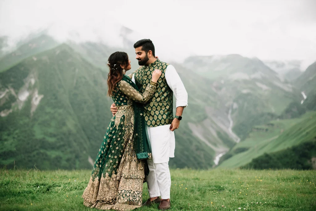 Свадебные индийские костюмы на свадьбе в Грузии