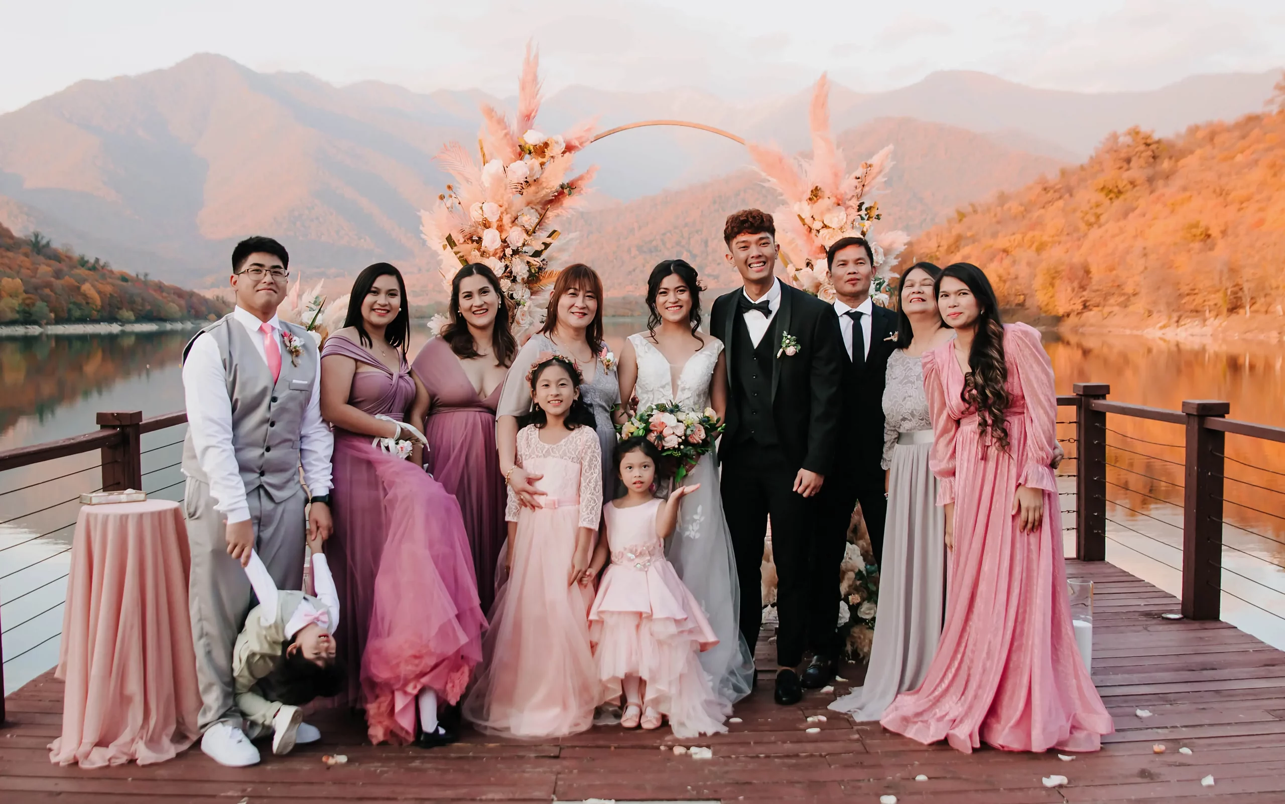 Свадьба в розовых тонах в Грузии