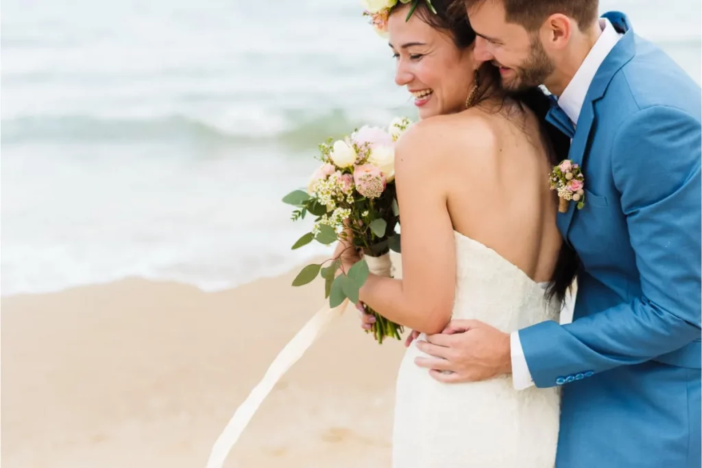 Свадьба в морском стиле на берегу Черного моря